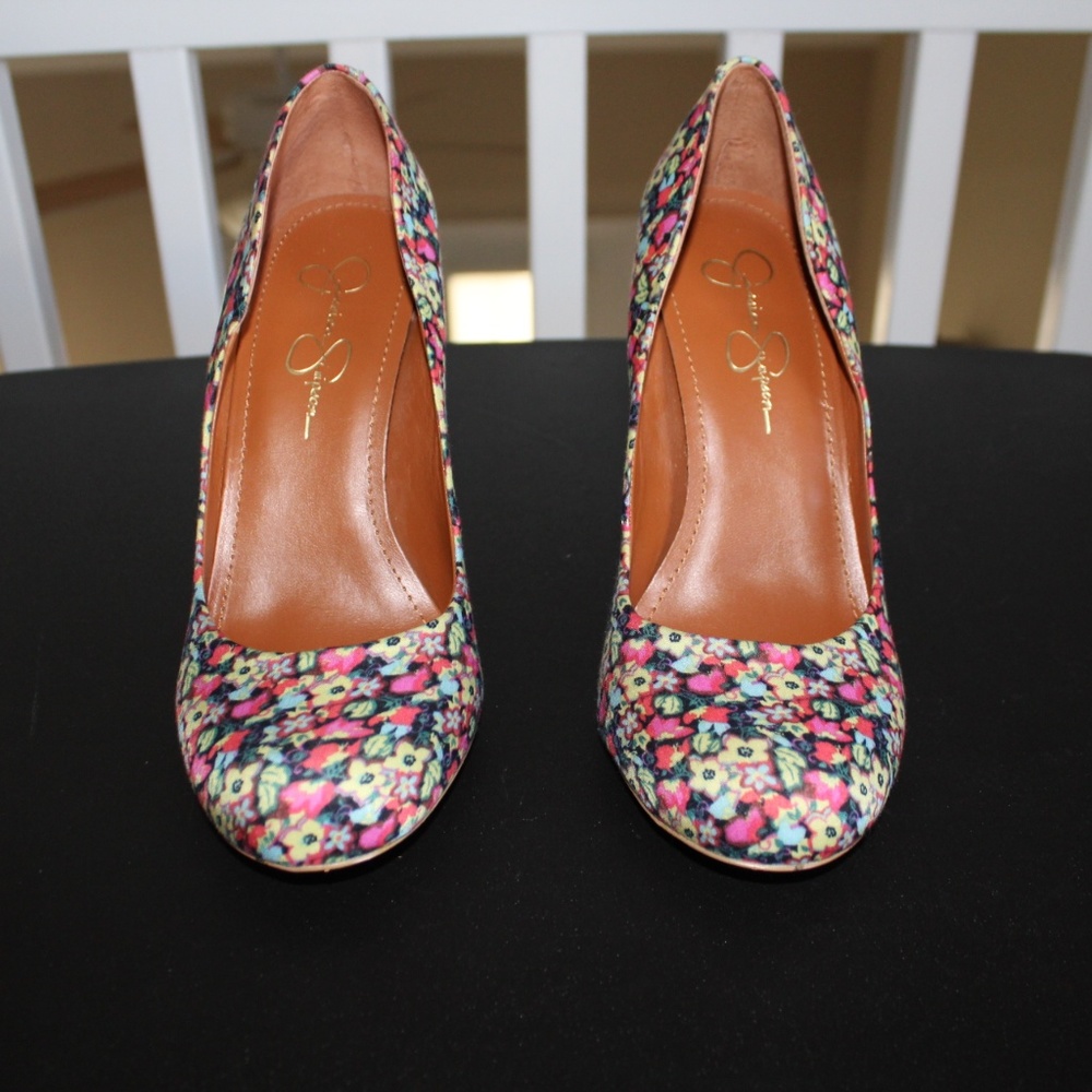 Jessica Simpson Floral Calie Pump